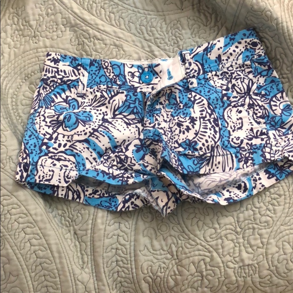 Lilly Pulitzer “The Walsh Short” shorts